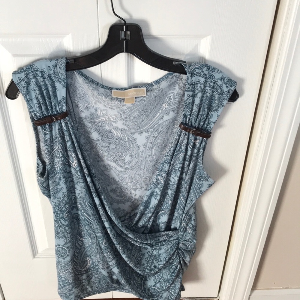 Paisley blue summer top